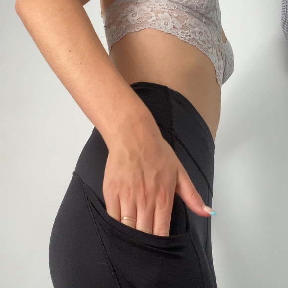 Black lulu leggings - Picture 3 of 5